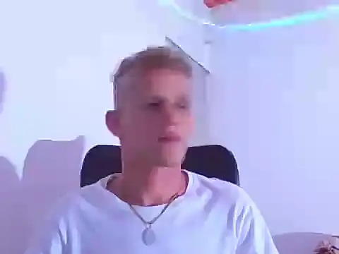 alejandro stone12 online show from 05-08-26, 01:22