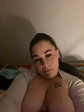Szandra26 online show from 04-27-26, 10:19