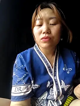 Snapshot of he-se-kin chatting on 04-09-26, 07:25 he-se-kin online show from 04-09-26, 07:25
