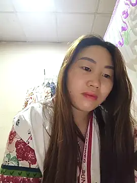 Snapshot of he-se-kin chatting on 04-11-26, 11:42 he-se-kin online show from 04-11-26, 11:42