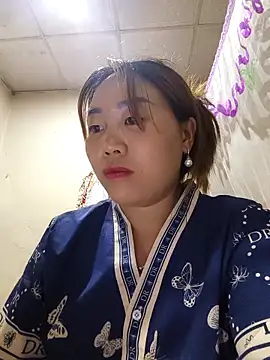 Snapshot of he-se-kin chatting on 04-17-26, 11:24 he-se-kin online show from 04-17-26, 11:24