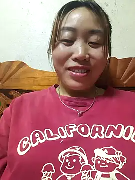 Snapshot of he-se-kin chatting on 05-10-26, 02:00 he-se-kin online show from 05-10-26, 02:00