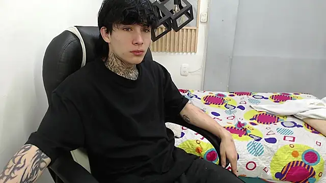naty 18 online show from 04-19-26, 06:35