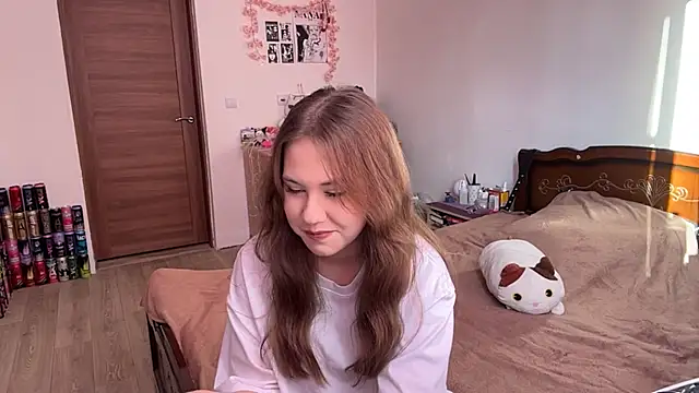 NyelleSpir online show from 05-13-26, 03:20