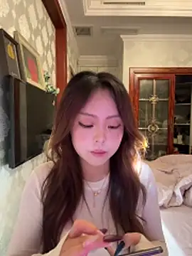 thelittlexx online show from 04-11-26, 12:20