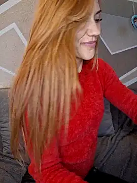 Snapshot of SlimBellaOfficial chatting on 04-19-26, 03:22 SlimBellaOfficial online show from 04-19-26, 03:22