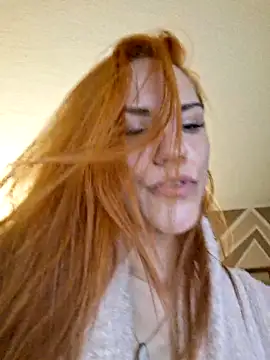 Snapshot of SlimBellaOfficial chatting on 04-22-26, 11:06 SlimBellaOfficial online show from 04-22-26, 11:06