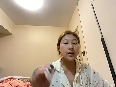 tutu512 online show from 04-19-26, 02:49