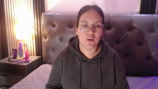Lana sweett2 online show from 06-12-26, 04:11