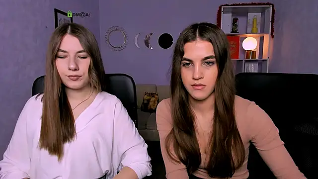 luna wisper online show from 04-04-26, 09:18