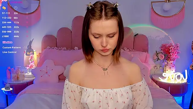 Snapshot of MariLew chatting on 05-16-26, 05:15 MariLew online show from 05-16-26, 05:15