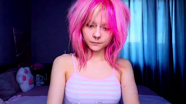 PerryKitty online show from 07-04-26, 04:02