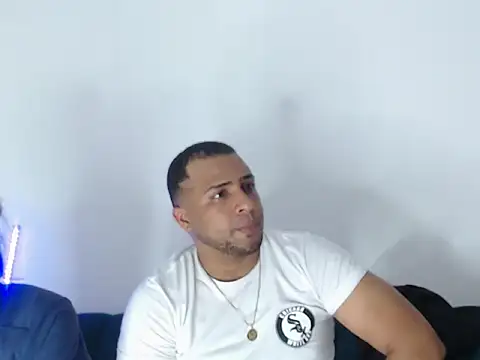 Wil yesihot online show from 03-26-26, 07:52