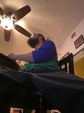 Snapshot of dpenguino chatting on 03-31-26, 04:18 dpenguino online show from 03-31-26, 04:18