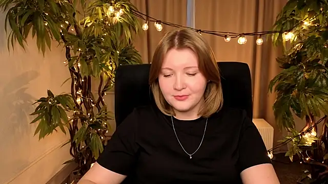 Snapshot of PettyRogers chatting on 04-03-26, 03:10 PettyRogers online show from 04-03-26, 03:10