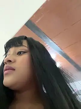 Saraa M online show from 04-14-26, 05:19