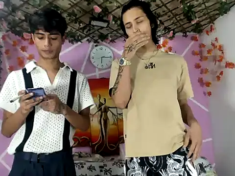 TYLERhHOT2005 online show from 03-27-26, 12:38