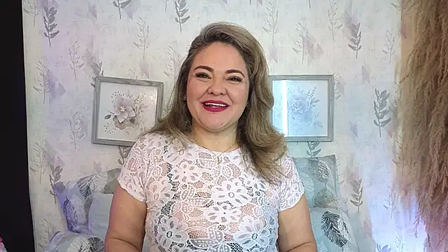 Natashablade   online show from 05-13-26, 11:40
