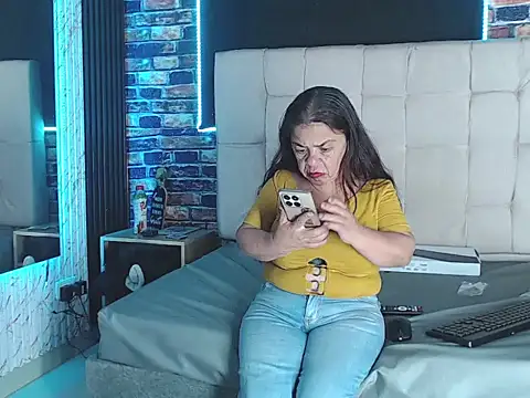 mialuna303av online show from 03-27-26, 01:33