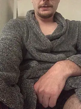 Snapshot of le_grand_prince chatting on 03-26-26, 02:33 le grand prince online show from 03-26-26, 02:33