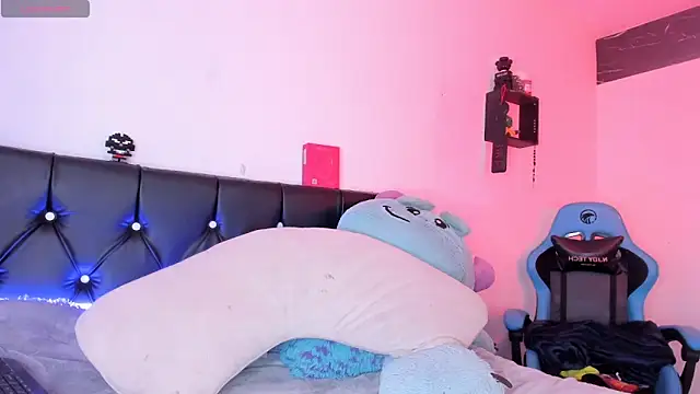 Snapshot of DRYX_XX chatting on 03-30-26, 09:54 DRYX XX online show from 03-30-26, 09:54