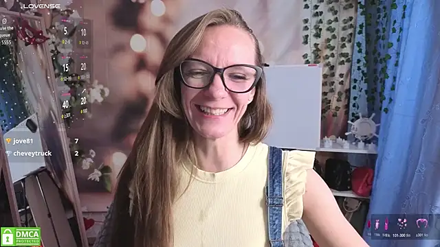 jesica mooonn online show from 04-24-26, 03:09