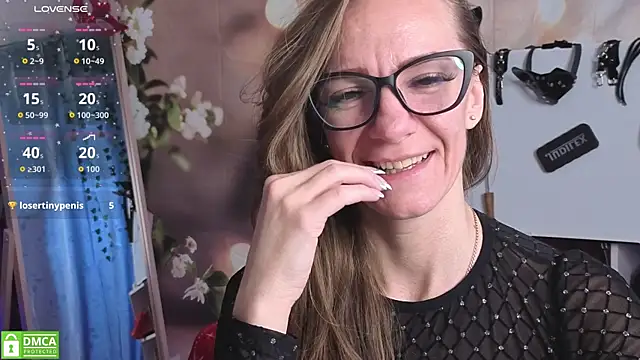 jesica mooonn online show from 04-30-26, 02:40