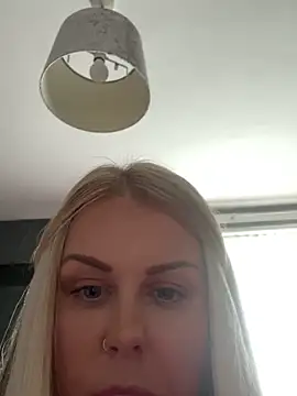 saucymelaine09 online show from 03-26-26, 01:28