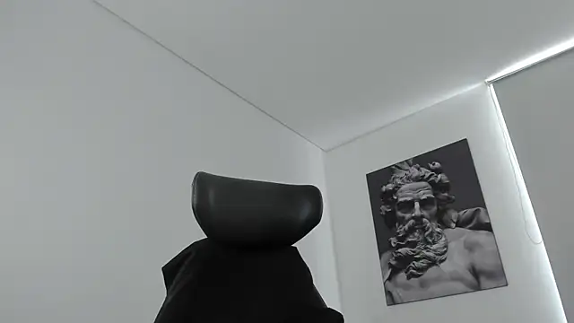 simonleon27 online show from 07-18-26, 01:37