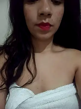 Morena  Florr online show from 04-24-26, 10:50