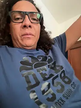 Desiderionascosto online show from 05-19-26, 11:05