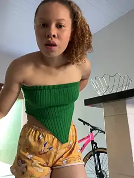 jhully hot online show from 04-18-26, 01:15