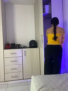babylexi18 online show from 04-30-26, 07:09