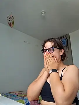 Snapshot of violeta_cute0 chatting on 03-26-26, 07:52 violeta cute0 online show from 03-26-26, 07:52