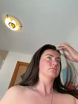 LolaSkyee online show from 05-16-26, 02:38
