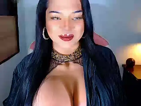 CyraHasABigCock online show from 07-22-26, 02:42