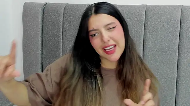 Snapshot of Arihanna_London chatting on 04-10-26, 08:13 Arihanna London online show from 04-10-26, 08:13