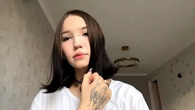 Snapshot of AmeliaMiotii chatting on 03-28-26, 11:32 AmeliaMiotii online show from 03-28-26, 11:32