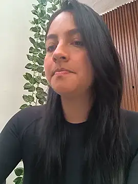 Snapshot of SophiaCastro09_ chatting on 05-15-26, 02:35 SophiaCastro09 online show from 05-15-26, 02:35