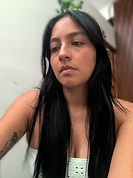 Snapshot of SophiaCastro09_ chatting on 05-20-26, 08:26 SophiaCastro09 online show from 05-20-26, 08:26