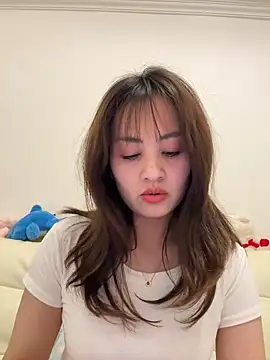 Yang 218 online show from 04-11-26, 01:48