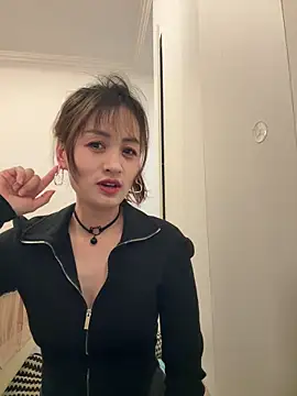 Yang 218 online show from 05-15-26, 06:42