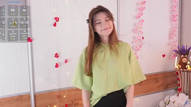 CherlyGuss online show from 07-17-26, 03:13