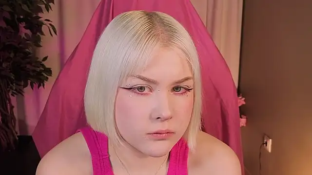 mollieluv online show from 03-28-26, 09:36