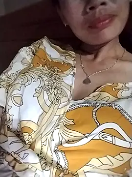 Snapshot of djdddj1 chatting on 04-08-26, 02:06 djdddj1 online show from 04-08-26, 02:06