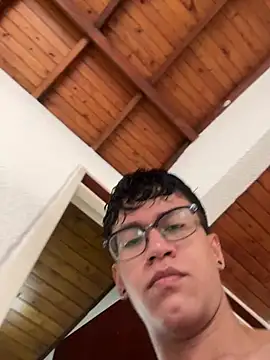 alejo09   online show from 03-27-26, 09:58