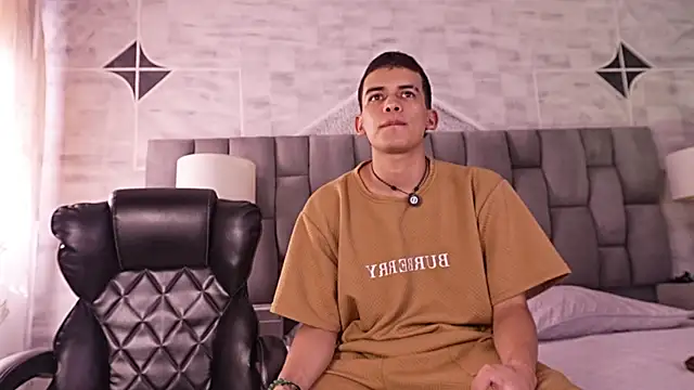 Snapshot of DrakoStone chatting on 03-28-26, 09:03 DrakoStone online show from 03-28-26, 09:03