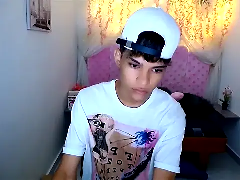 chris evans77 online show from 04-06-26, 12:17