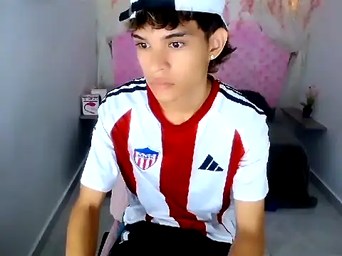 chris evans77 online show from 04-07-26, 01:00