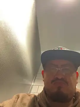 GGGRICHGGG online show from 04-25-26, 05:43